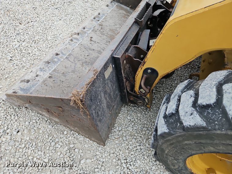 image for item EI3618 2007 Caterpillar  246C skid steer loader