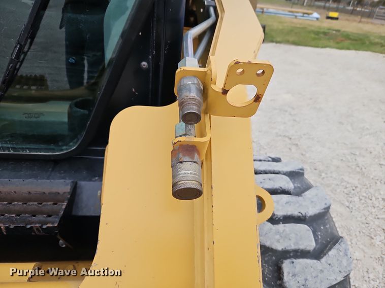 image for item EI3618 2007 Caterpillar  246C skid steer loader