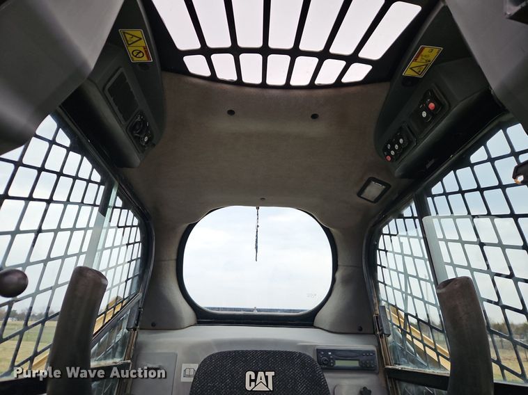 image for item EI3618 2007 Caterpillar  246C skid steer loader