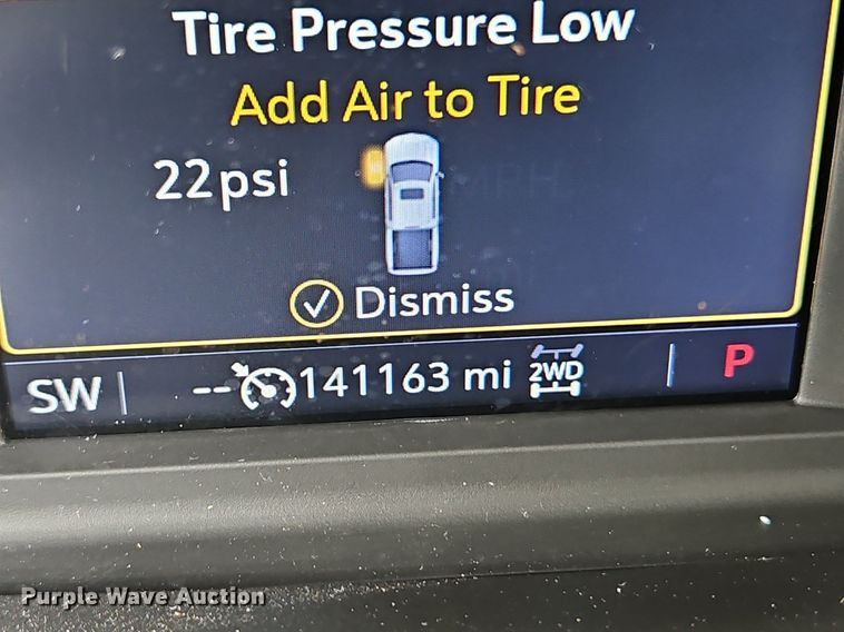 image for item EI3639 2019 Chevrolet  Silverado 1500 Crew Cab pickup truck