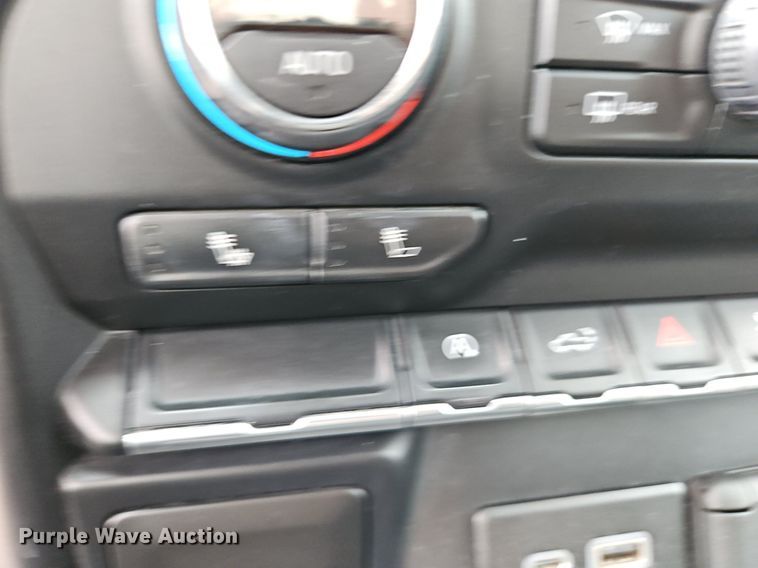 image for item EI3639 2019 Chevrolet  Silverado 1500 Crew Cab pickup truck