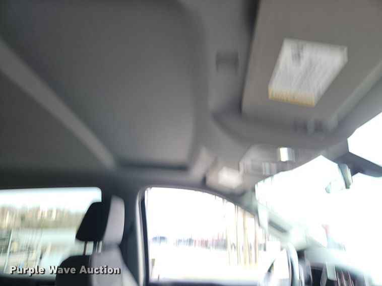 image for item EI3639 2019 Chevrolet  Silverado 1500 Crew Cab pickup truck