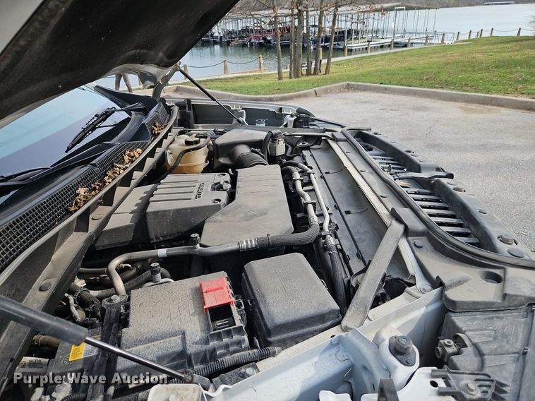 image for item EI3639 2019 Chevrolet  Silverado 1500 Crew Cab pickup truck