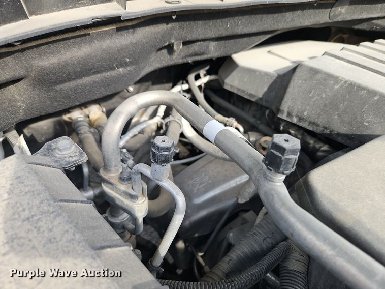 image for item EI3639 2019 Chevrolet  Silverado 1500 Crew Cab pickup truck