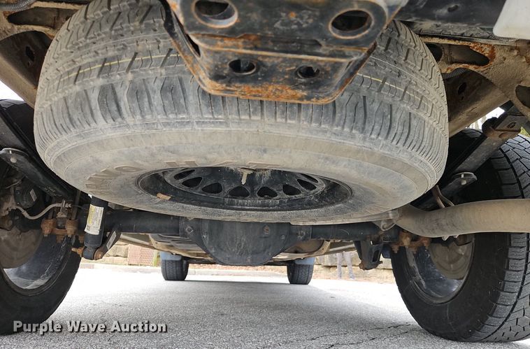 image for item EI3639 2019 Chevrolet  Silverado 1500 Crew Cab pickup truck