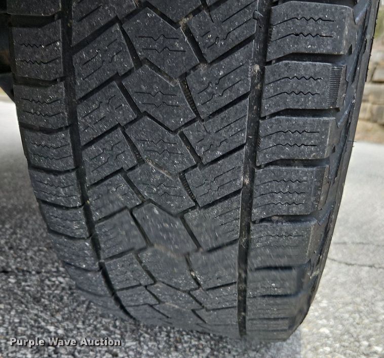 image for item EI3639 2019 Chevrolet  Silverado 1500 Crew Cab pickup truck