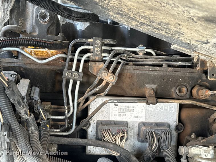 image for item EJ0320 2000 Freightliner MT45 Food truck