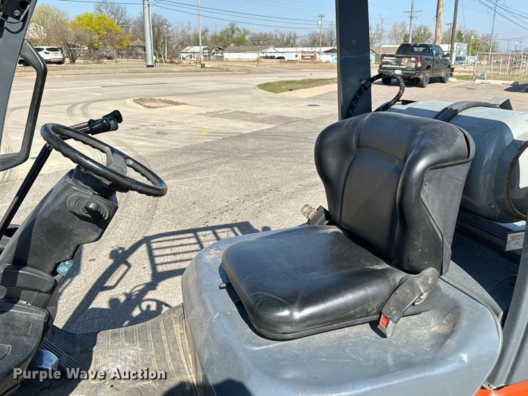 image for item EJ0322 Toyota 8FGU15 forklift