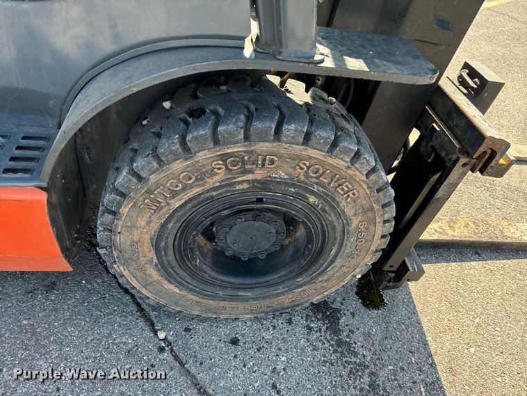 image for item EJ0322 Toyota 8FGU15 forklift