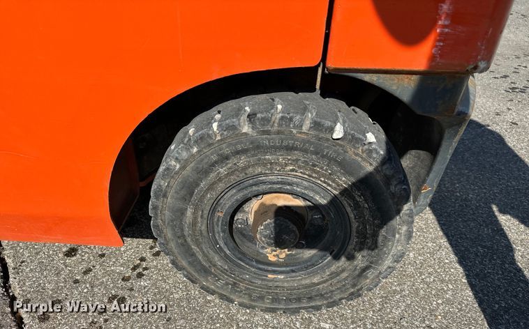 image for item EJ0322 Toyota 8FGU15 forklift