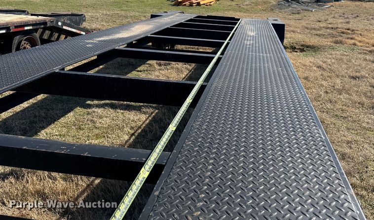 image for item EJ0329 2014 Kaufman equipment trailer