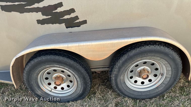 image for item EJ0331 2017 Titan livestock trailer