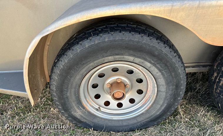 image for item EJ0331 2017 Titan livestock trailer