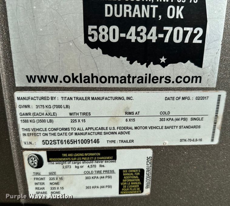 image for item EJ0331 2017 Titan livestock trailer