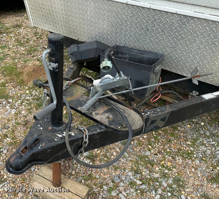 image for item EJ0340 2006 Skyline Nomad camper