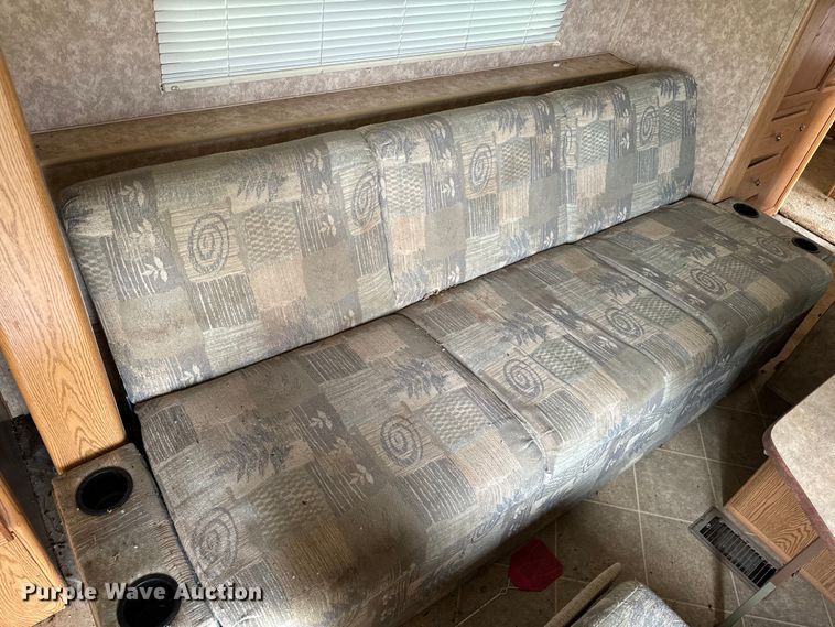 image for item EJ0340 2006 Skyline Nomad camper