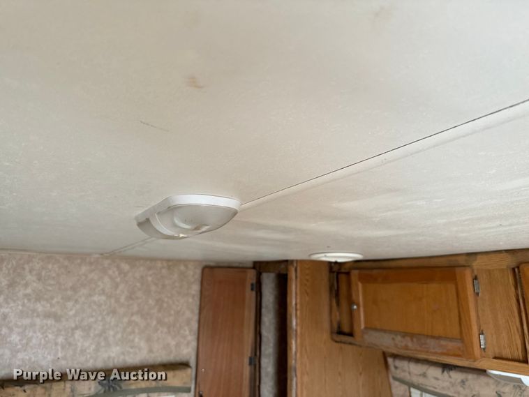 image for item EJ0340 2006 Skyline Nomad camper