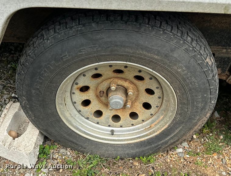 image for item EJ0340 2006 Skyline Nomad camper