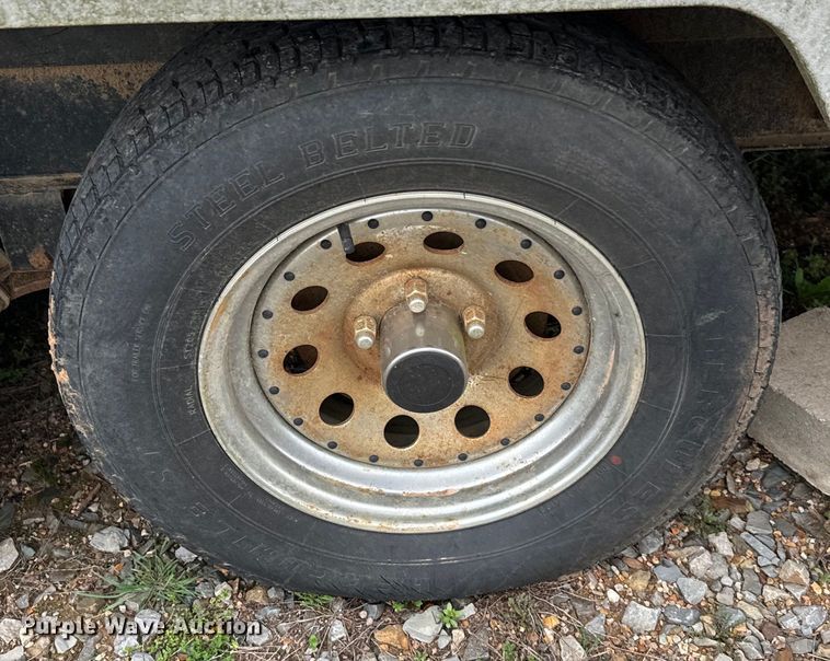 image for item EJ0340 2006 Skyline Nomad camper