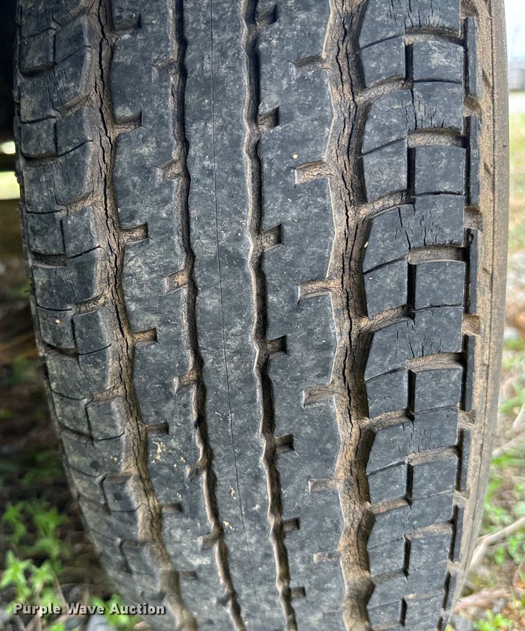 image for item EJ0340 2006 Skyline Nomad camper