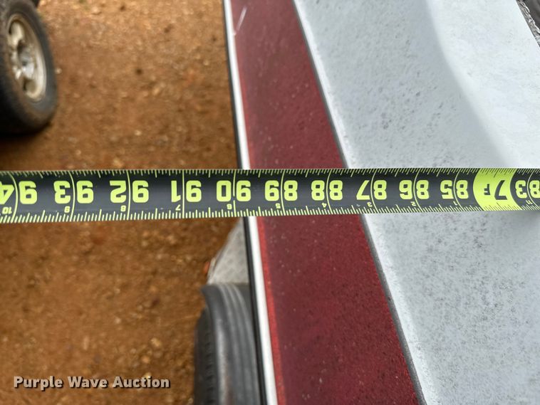 image for item EJ0346 1989 Victory VIP boat