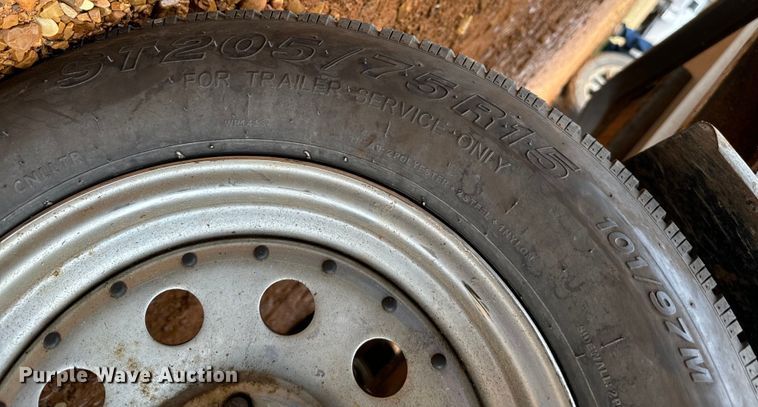 image for item EJ0346 1989 Victory VIP boat