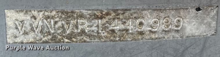 image for item EJ0346 1989 Victory VIP boat