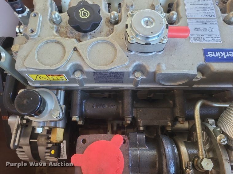 image for item EJ7839 2019 Perkins 404D-22T engine