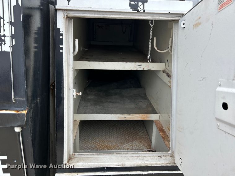 image for item EK4183 2003 Ford  E450 Super Duty utility van