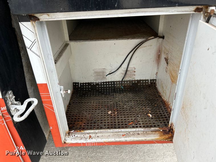 image for item EK4183 2003 Ford  E450 Super Duty utility van