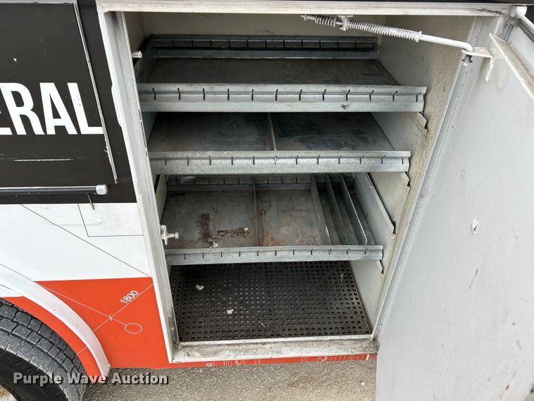 image for item EK4183 2003 Ford  E450 Super Duty utility van