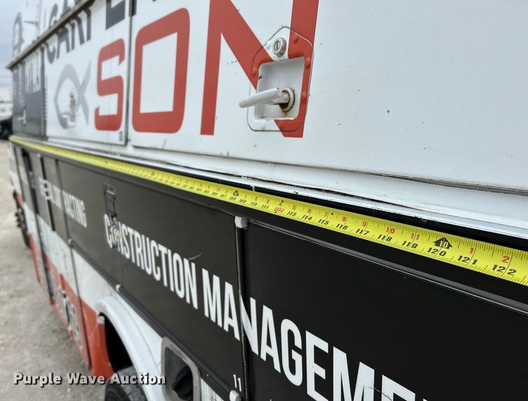 image for item EK4183 2003 Ford  E450 Super Duty utility van