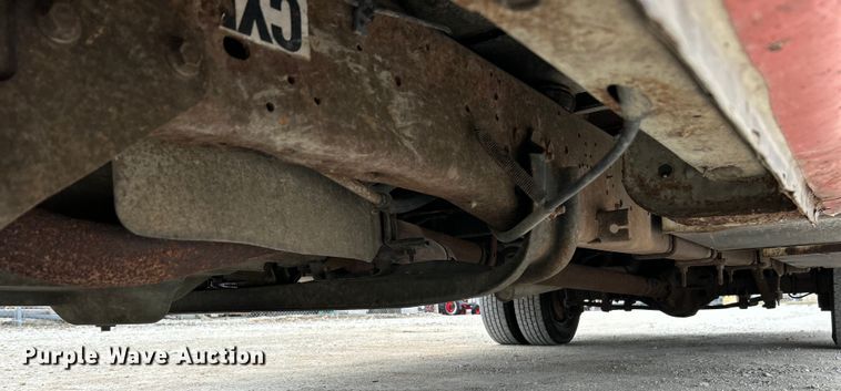 image for item EK4183 2003 Ford  E450 Super Duty utility van