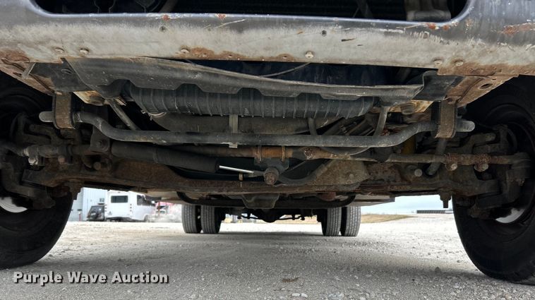 image for item EK4183 2003 Ford  E450 Super Duty utility van