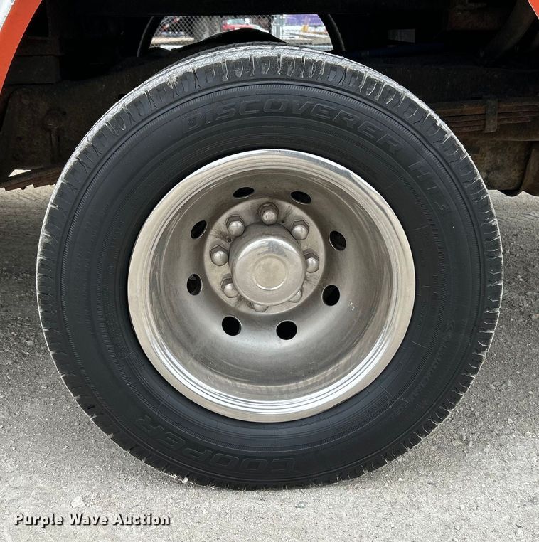 image for item EK4183 2003 Ford  E450 Super Duty utility van