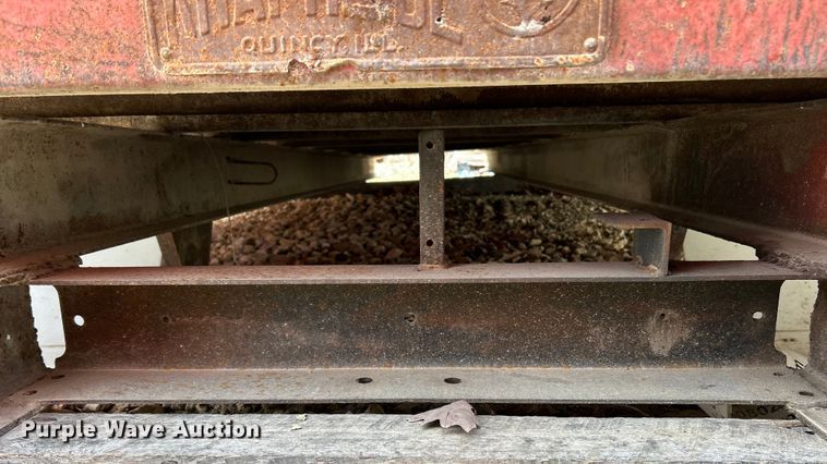 image for item EK4185 Knapheide grain bed