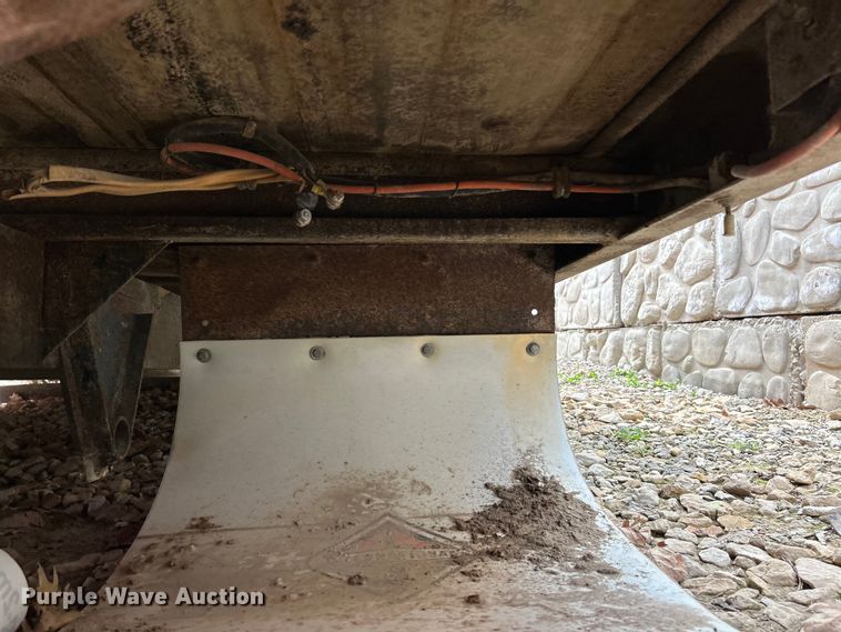 image for item EK4185 Knapheide grain bed