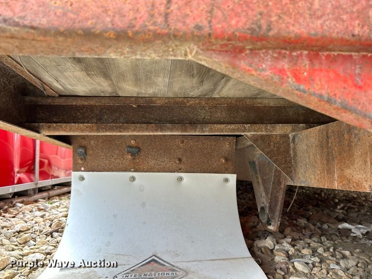 image for item EK4185 Knapheide grain bed