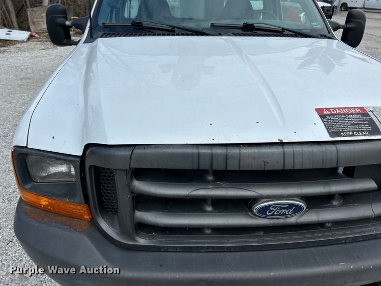 image for item EK4187 2000 Ford F450 Super Duty XL bucket truck