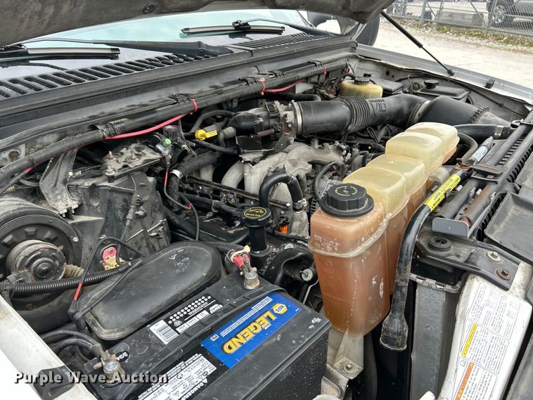 image for item EK4187 2000 Ford F450 Super Duty XL bucket truck