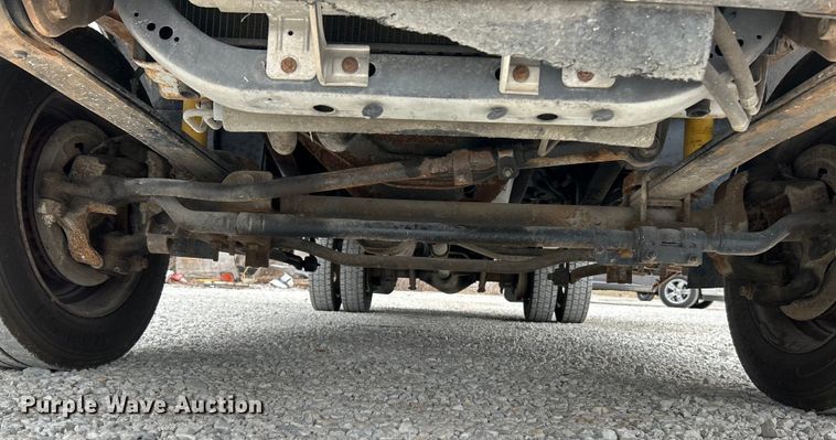 image for item EK4187 2000 Ford F450 Super Duty XL bucket truck