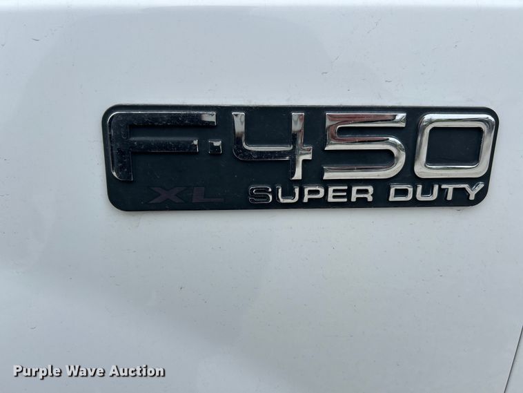 image for item EK4187 2000 Ford F450 Super Duty XL bucket truck