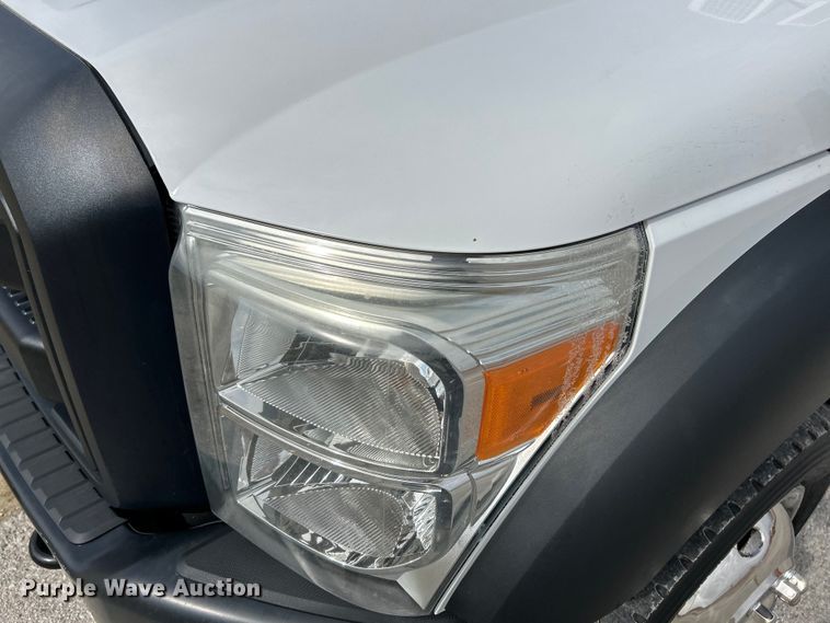 image for item EK4188 2012 Ford F550 Super Duty XL utility / service truck