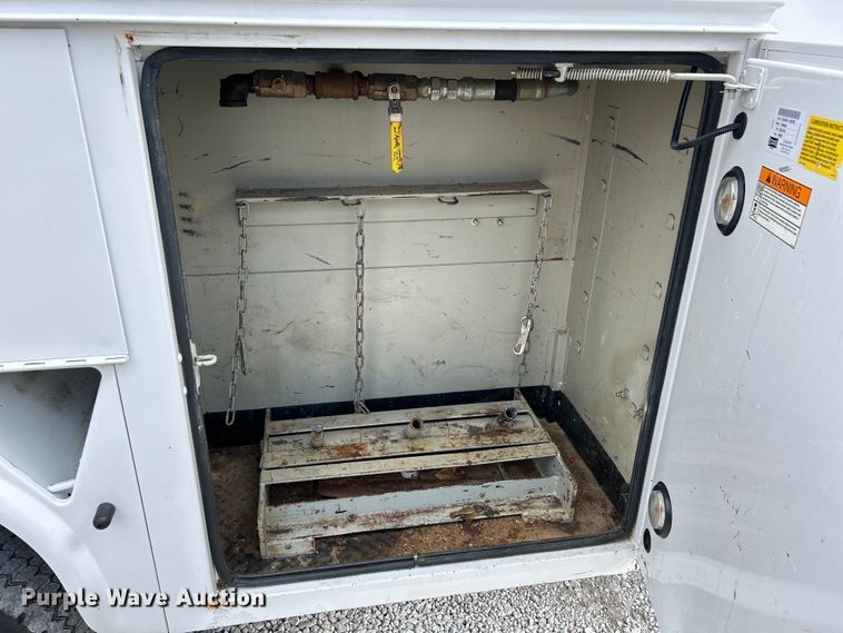 image for item EK4188 2012 Ford F550 Super Duty XL utility / service truck