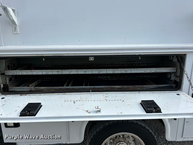 image for item EK4188 2012 Ford F550 Super Duty XL utility / service truck