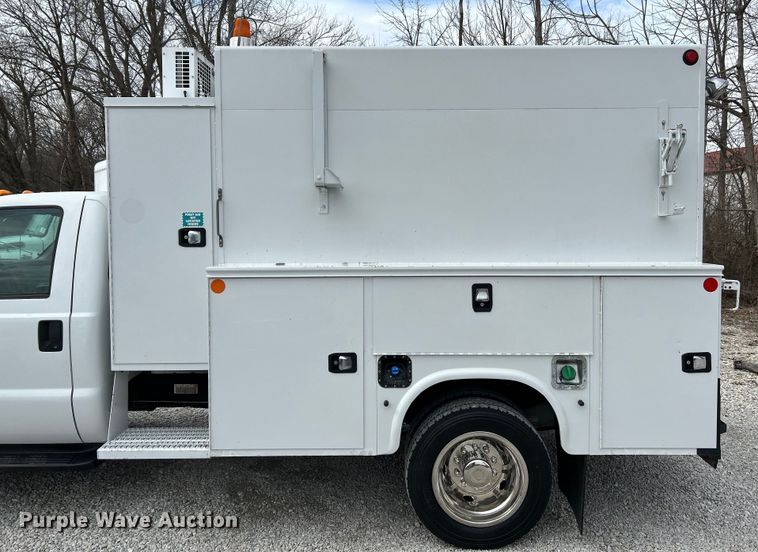 image for item EK4188 2012 Ford F550 Super Duty XL utility / service truck