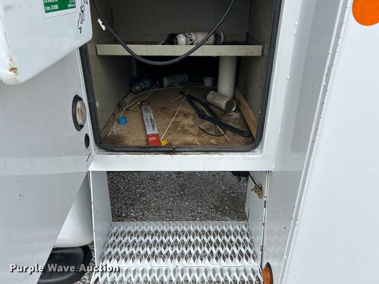 image for item EK4188 2012 Ford F550 Super Duty XL utility / service truck