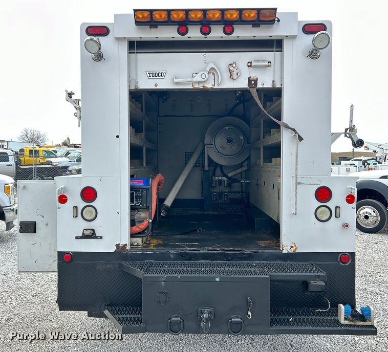 image for item EK4188 2012 Ford F550 Super Duty XL utility / service truck