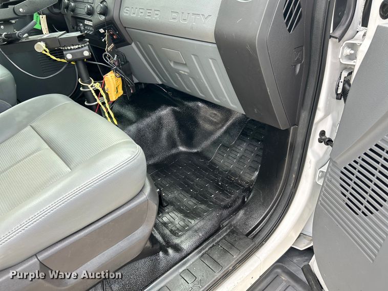 image for item EK4188 2012 Ford F550 Super Duty XL utility / service truck