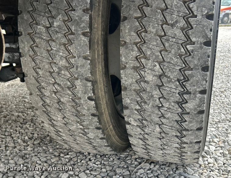 image for item EK4188 2012 Ford F550 Super Duty XL utility / service truck